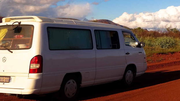 Il lavoro dei sogni è in Australia: pagati 2.800 euro al mese per viaggiare in camper