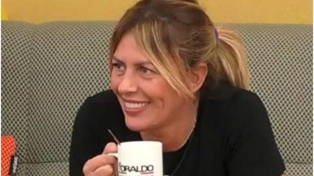 GF Vip, sfogo choc di Cristina Quaranta: "Io qui soltanto per soldi. Se dovessi abbandonare li prenderei lo stesso"