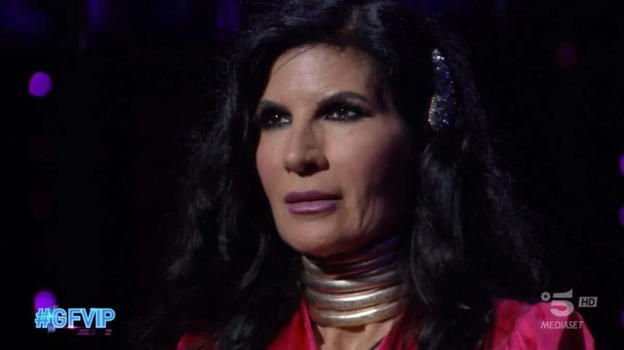 GF Vip, le prime parole di Pamela Prati: "Fosse stato per me sarei rimasta fino alla fine, ma ora sono felice"
