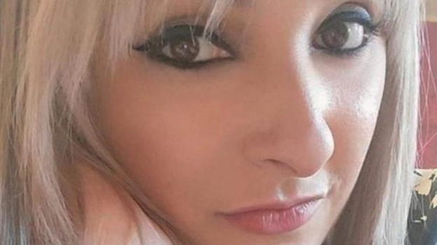 Morta carbonizzata nell’auto. La madre di Alice: "si è fidata della persona sbagliata"
