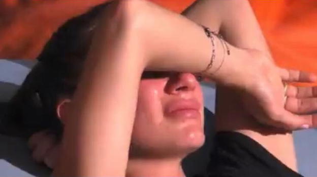 GF Vip, Nikita Pelizon in lacrime dopo il rifiuto di Luca Onestini: "Avevo capito male"