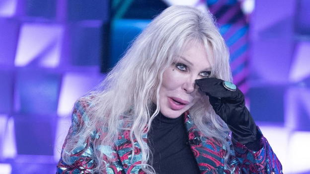 La confessione di Ivana Spagna: "Ho pensato al suicidio, mi ha salvata la mia gatta"