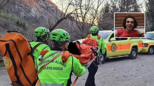 Lecco, educatore di 26 anni scivola in un burrone e muore davanti ai ragazzi dell’oratorio