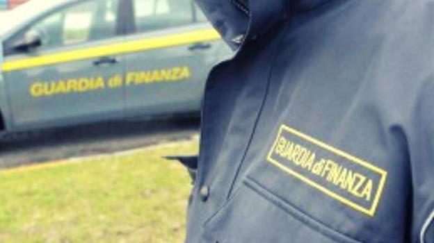 Deruba il marito affetto da Alzheimer facendogli interrompere le cure: denunciata