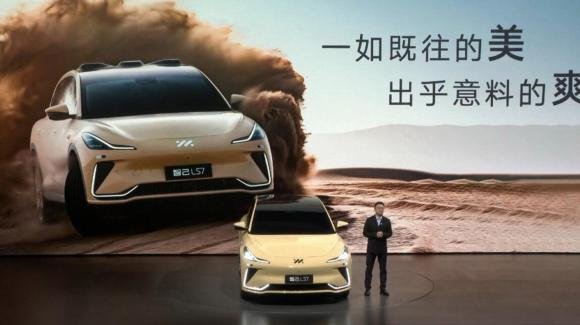 LS7: ufficiale il SUV elettrico hi-tech di Alibaba
