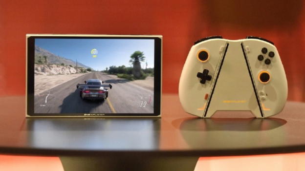 OneXPlayer 2: ufficiale il miniPC Windows che si trasforma in console per giochi tripla A