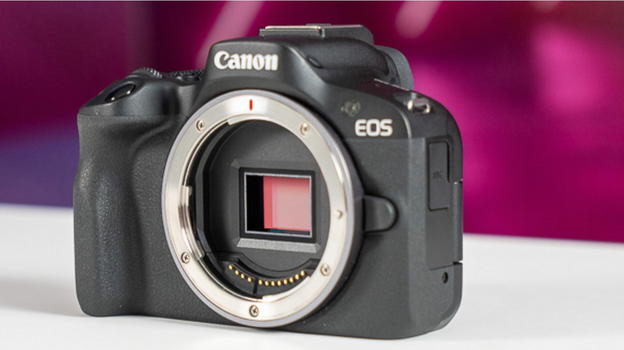 Addio cameraphone: Canon presenta due mirrorless ad hoc per i creators