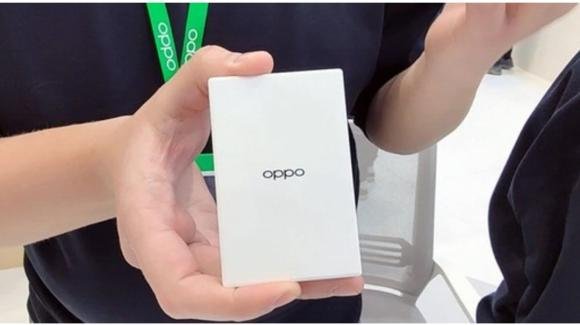 MWC 2023: Oppo presenta un router Wi-Fi 6 e il tag senza batteria