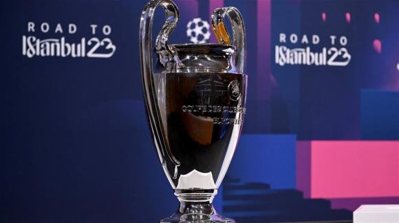 Champions League, sorteggio quarti di finale: derby Milan-Napoli, l’Inter pesca il Benfica