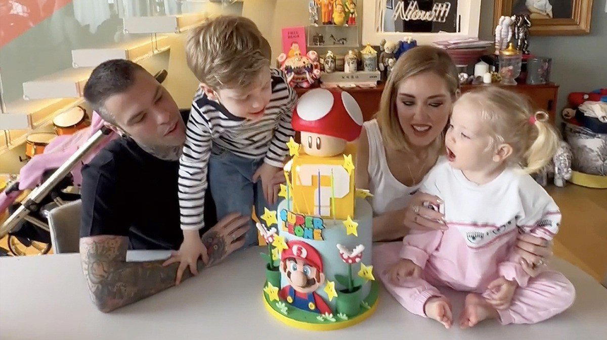 Fedez e Chiara Ferragni festeggiano i 5 anni del piccolo Leone