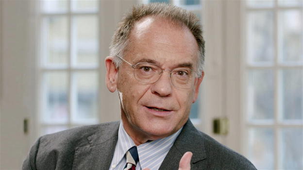 L’Isola dei famosi, la confessione di Alessandro Cecchi Paone: "Mediaset mi ha voluto per portare un po’ di cultura"