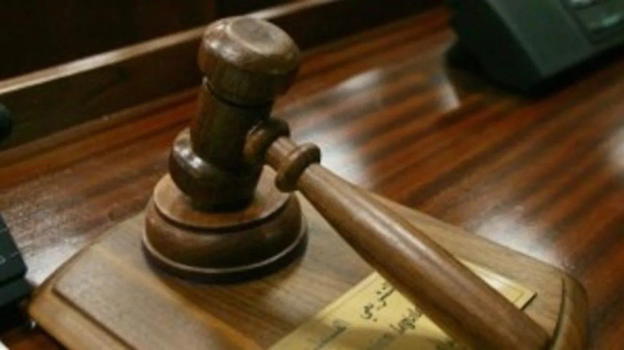 Madre con problemi psicologici tentò di uccidere la figlia e di suicidarsi, condannata a 6 anni di reclusione