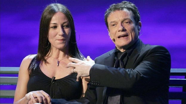 Cristiana Calone, figlia di Massimo Ranieri, dichiara: "Non mi serve il cognome di mio padre"