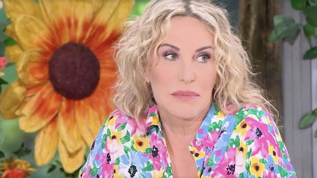 "È sempre mezzogiorno", Antonella Clerici salta la diretta per motivi di salute