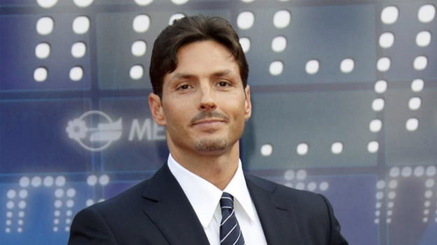 Rivoluzione Mediaset, Pier Silvio Berlusconi pensa ad alcuni tagli: ecco chi rischia il posto