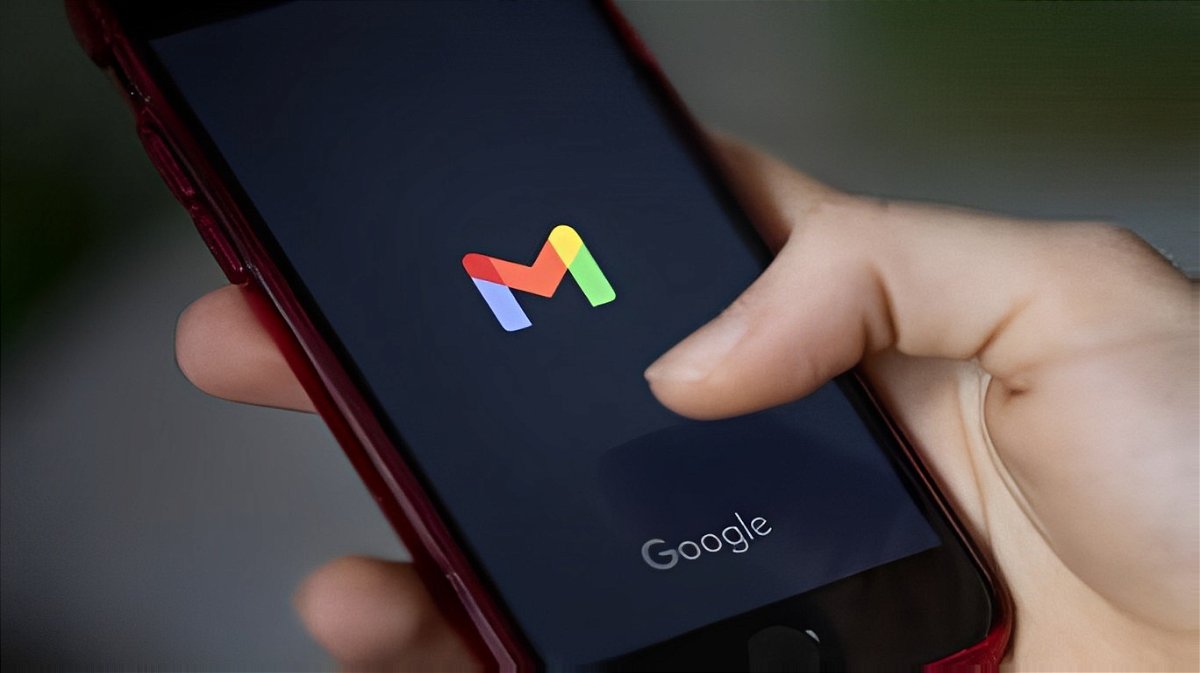 Gmail su Android: l’icona delle notifiche cambia colore in base al tema