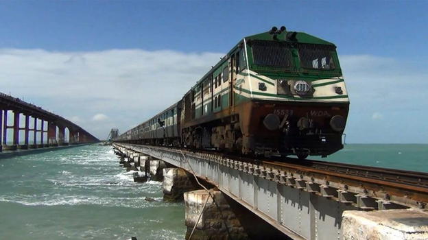 Ponte sullo Stretto: per fare 300 chilometri in treno ci vogliono dieci ore