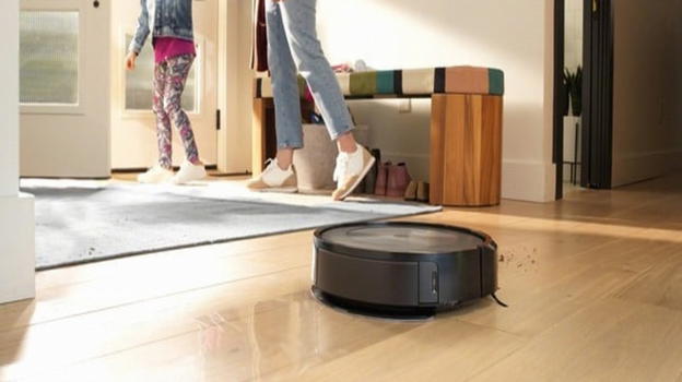 Roomba Combo j5+ e i5+: i nuovi robot 2 in 1 di iRobot per aspirare e lavare i pavimenti