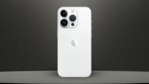 iPhone 15 Pro Max avanza nella produzione di massa e potrebbe aumentare le vendite di Apple, afferma Kuo