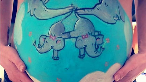 In 6 anni oltre 2mila pancioni disegnati: Laura Fusco racconta le "coccole alle future mamme"