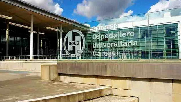 70enne si frattura una spalla, l’ospedale: “Spiacenti, non sappiamo quando potremo operarla”