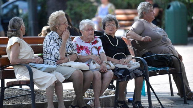 ​Pensioni a rischio taglio per 180mila donne friulane, l’Inps: "Assegno ridotto a chi vive più a lungo"