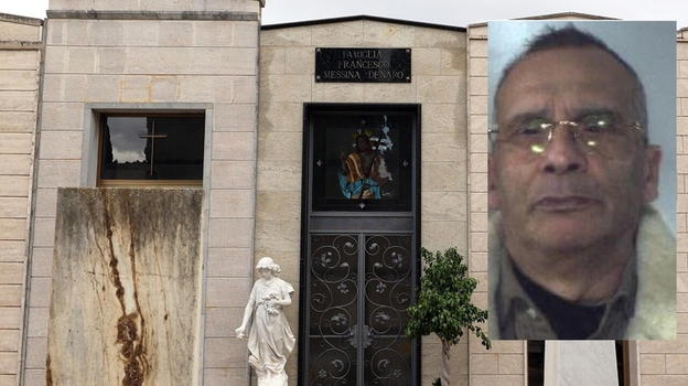 Porta un fiore sulla tomba di Messina Denaro: "Ci dava lavoro"