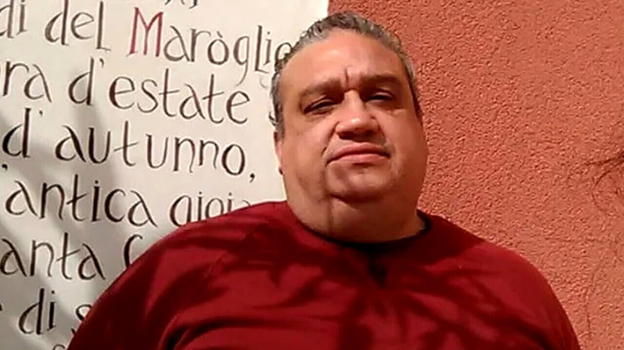 Caltanissetta, si lancia nel mare mosso per soccorrere la figlia: Francesco Di Gregorio muore dopo il salvataggio