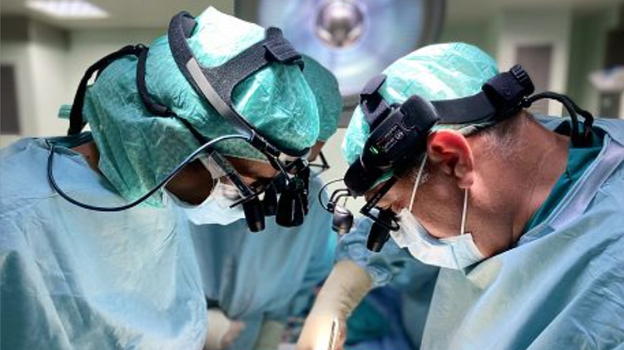 Primo caso al mondo di estrazione di un pacemaker infetto e reimpianto di un nuovo dispositivo