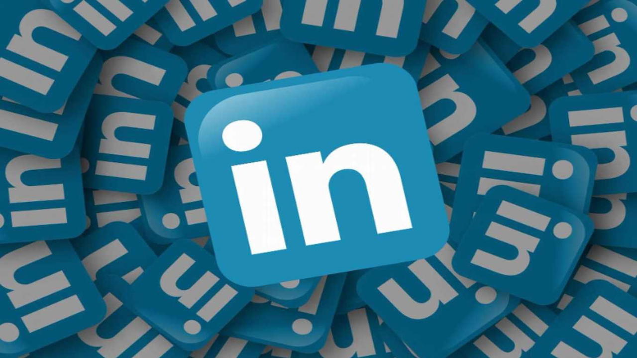LinkedIn introduce nuovi strumenti basati sull’AI di OpenAI