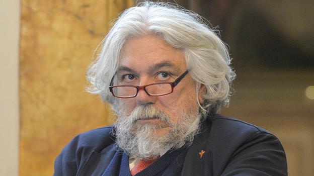 Alessandro Meluzzi colpito da attacco ischemico: sottoposto a un complicato intervento chirurgico