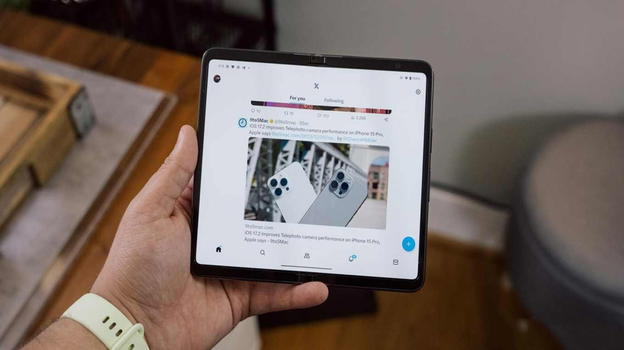 X (Twitter) si adatta agli schermi di grandi dimensioni