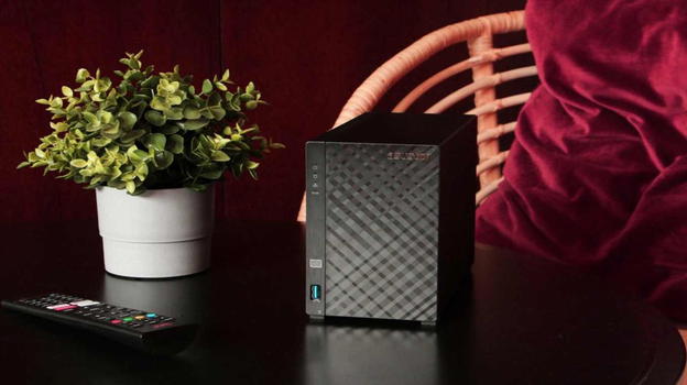 Regali hi-tech di Natale: Asus raccomanda i NAS ASUSTOR