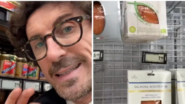 Toninelli al supermercato: "7 euro e 99 per il salmone è un prezzo incredibile"