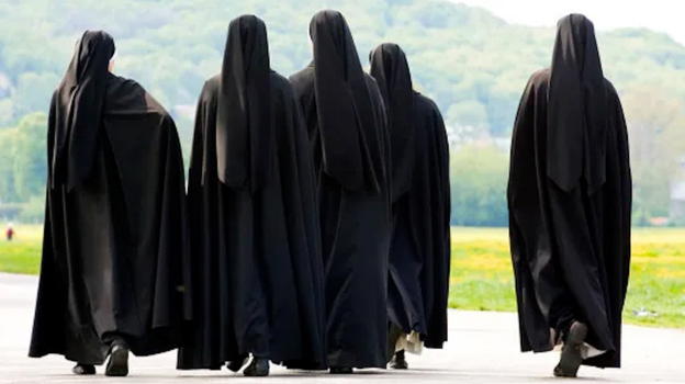 Suore di clausura trasformano 4 stanze del convento in alloggi turistici