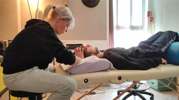 Il centro olistico impone un limite: "Molti chiedono un massaggio intimo, ma ci concentriamo sulla cura dello spirito"