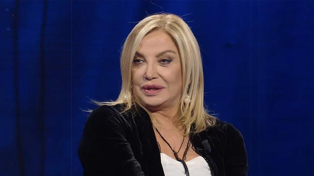 "Storie di donne al bivio", Simona Izzo rivela: "Venditti mi ha tradito"