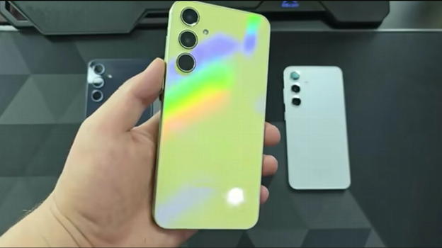 Samsung Galaxy A55 svelato in anteprima: dettagli e anticipazioni