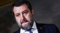 Dà a Matteo Salvini del "cretino", eurodeputato viene espulso: la crisi d’identità della Lega