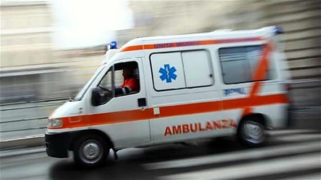 Matera, intervento urgente per bimbo di 7 anni: l’ambulanza arriva dopo 8 ore