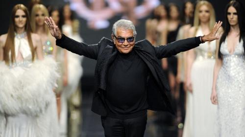 Addio a Roberto Cavalli, lo stilista aveva 83 anni