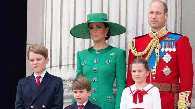 Kate e William "stanno passando l’inferno", parla la stilista dei figli