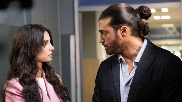 Lite sul set tra Can Yaman e Francesca Chillemi: i due non si seguono più su Instagram