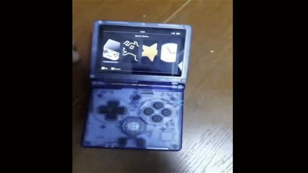 Rivivi la nostalgia del Game Boy Advance con la retro-console Anbernic RG35XXSP