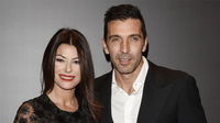 Gigi Buffon e Ilaria D’Amico si sposano: "Lei è incinta a 50 anni"