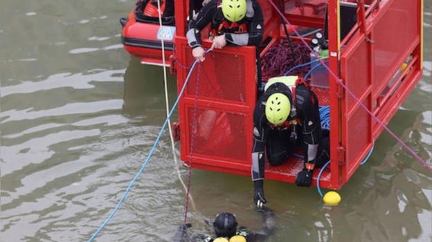 Genova, fa il bagno nel lago vietato: muore per le sabbie mobili nel giorno del suo compleanno