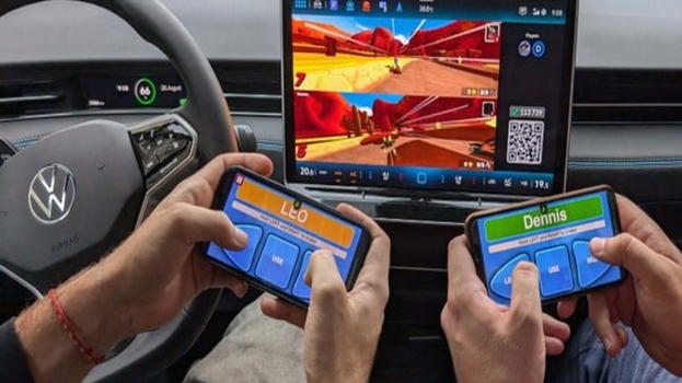 Volkswagen fa giocare ai videogiochi nelle auto elettriche durante la ricarica