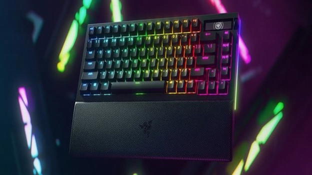 Razer BlackWidow V4 Pro 75%: la tastiera wireless che ridefinisce il gaming