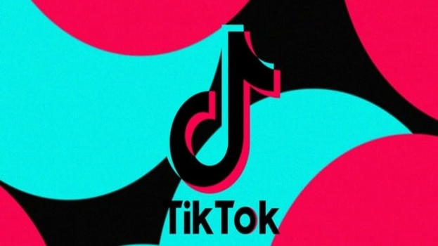 TikTok rinnova le storie con Flip Stories: scopri le immagini nascoste