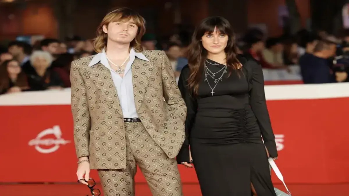 Thomas Raggi e Lavinia Albrizio: primo red carpet di coppia alla Festa ...